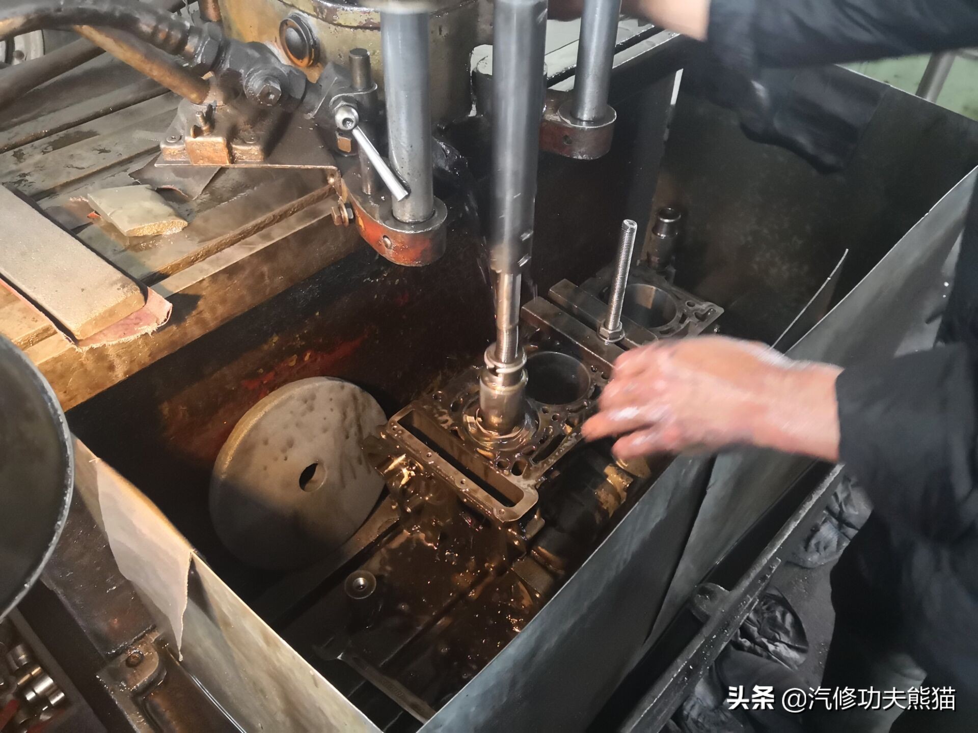 昊锐ea888二代换正时链条,昊锐ea888漏机油的地方是哪些