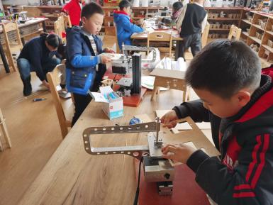 科学工作室里的“问题银行”