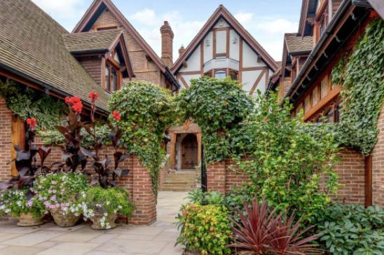 英国爱丁堡豪宅出售,英国海滨别墅