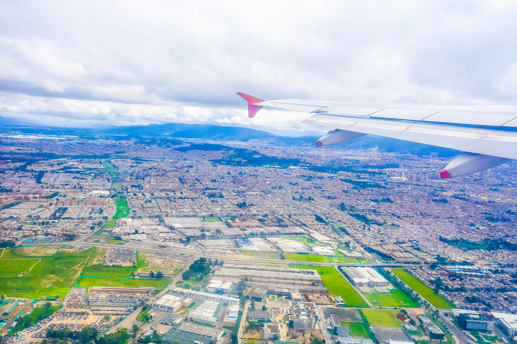 中国到美国东海岸海运航线图,中国通往世界海运航线