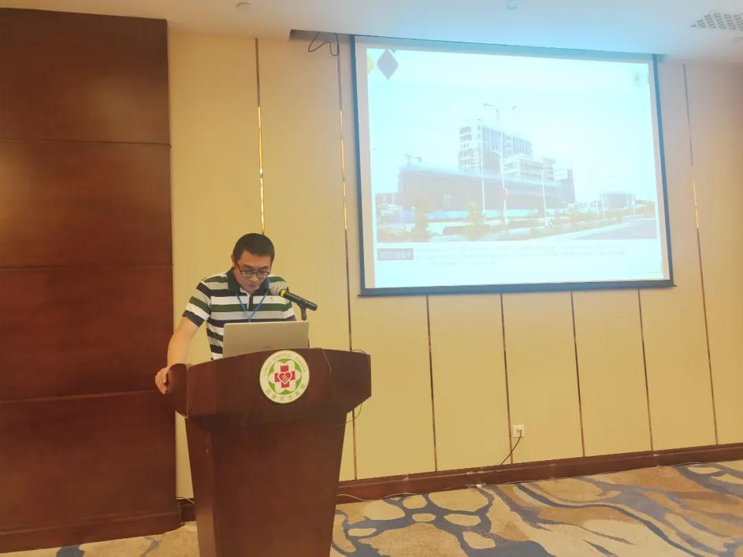 弘扬抗疫情精神医师节,弘扬抗疫精神致敬中国医生