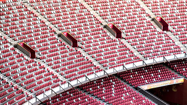 鸟巢国家体育场露天下雨怎么办,鸟巢国家体育场直播
