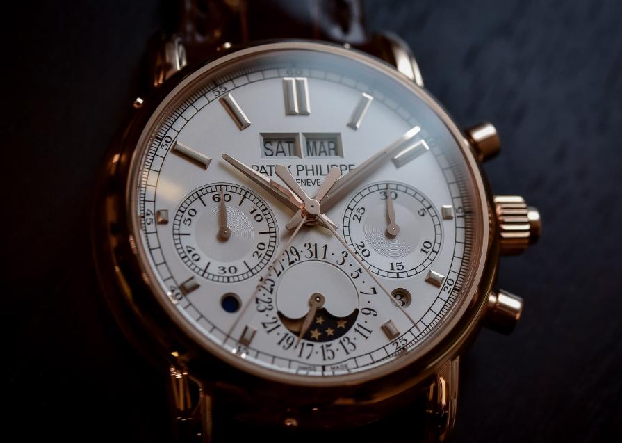 百达翡丽5204R分秒计时万年历