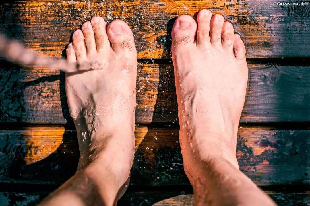 脚气反反复复瘙痒难耐？这样做才能从根本上治愈
