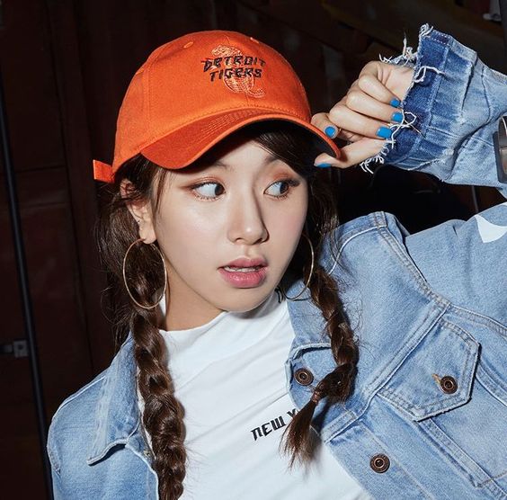 怎样正确的戴帽子不显得脸长,头大脸特别大夏天适合戴帽子吗