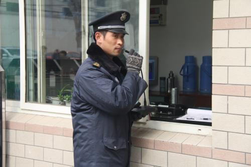 职场百科:门卫岗位职责知多少!门卫工作怎么找?门卫月薪如何?