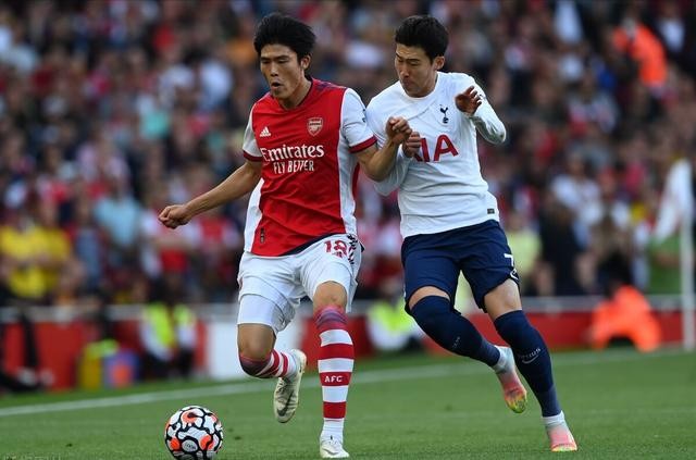 范迪克最佳后卫,阿森纳三比一利物浦范迪克