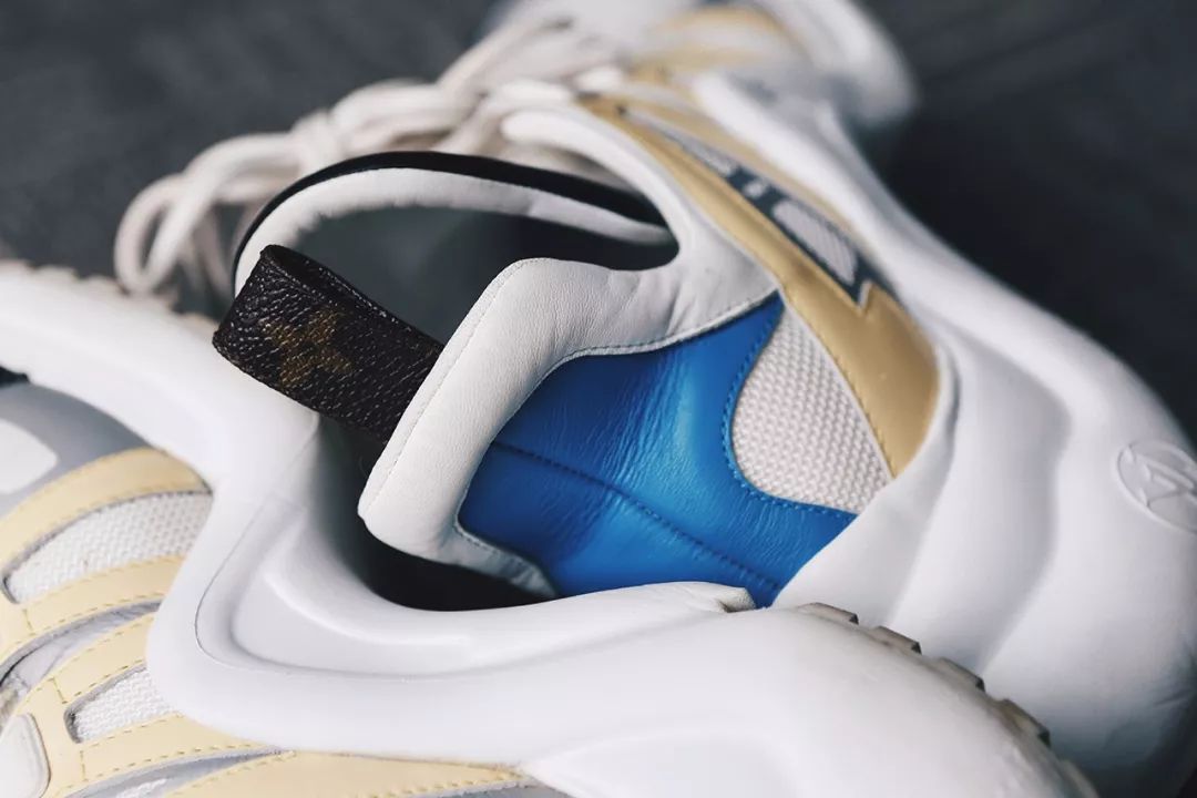 lv老爹鞋女款archlight,lv老爹鞋白色老花真假