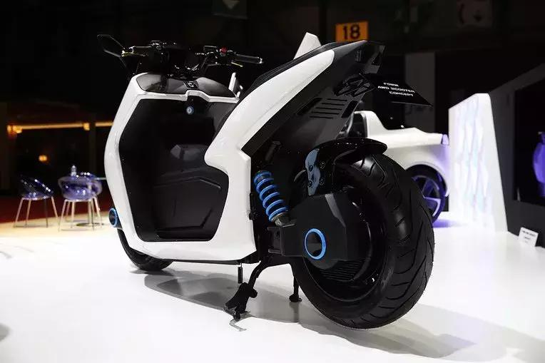 盘点日内瓦车展上的主力家用车,日内瓦车展中的重磅车