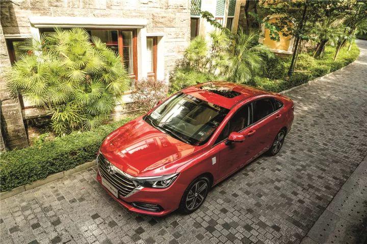 新款绅宝d50驾驶感受,新绅宝d50功能