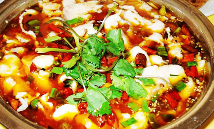 火锅鱼怎样做鱼肉不散,重庆大厨做美食视频