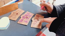 谁说面积小的奶茶店已难生存？看这两个小店如何刷爆朋友圈