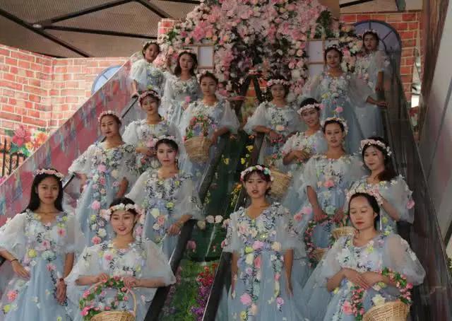 范冰冰商场活动,范冰冰罕见露面