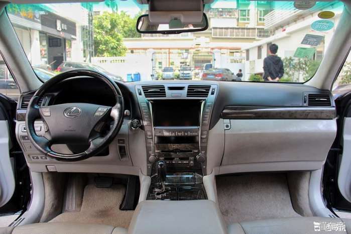 雷克萨斯:为何始终不国产却依然是国人首选的豪华品牌?