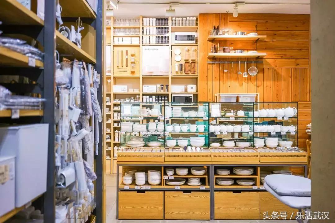 我们逛了武汉最常见的合集店铺，告诉你哪些单品好用到开挂！