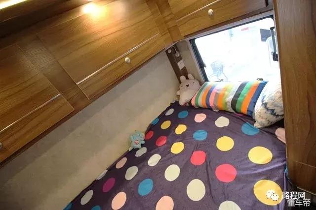 最新凯伦宾威双拓展房车价格,进口依维柯凯伦宾威二手