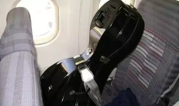 旅行一次性必带用品上飞机,飞机上可以随身携带的东西有哪些