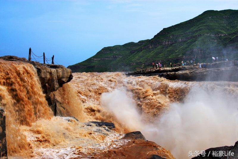中国十大最秀丽瀑布景点,亚洲最美的十大瀑布在哪里