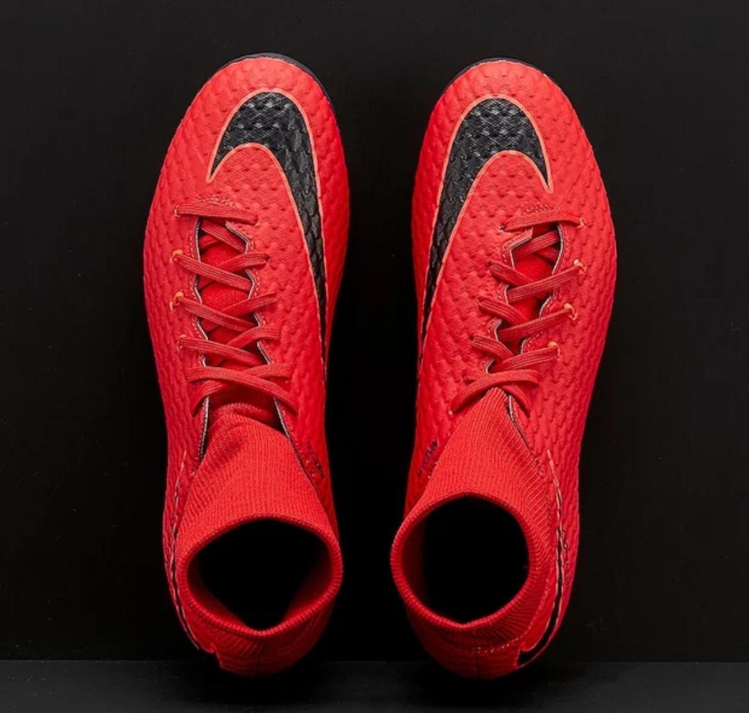 耐克毒蜂足球鞋,耐克足球鞋毒锋3