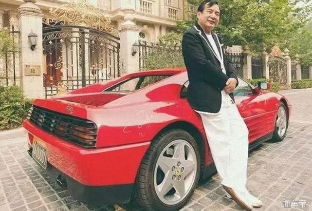 中国首位劳斯莱斯的车主,全球唯一一辆劳斯莱斯和迈巴赫