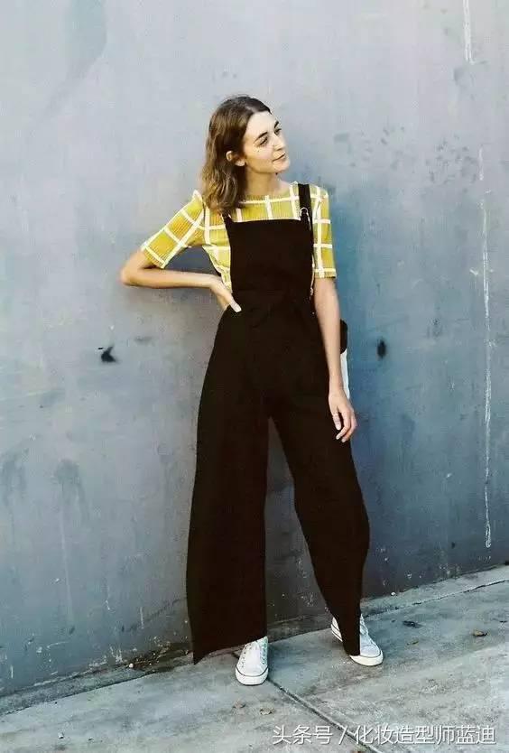 白t恤穿法搭配,t恤的30种穿法高级又时髦