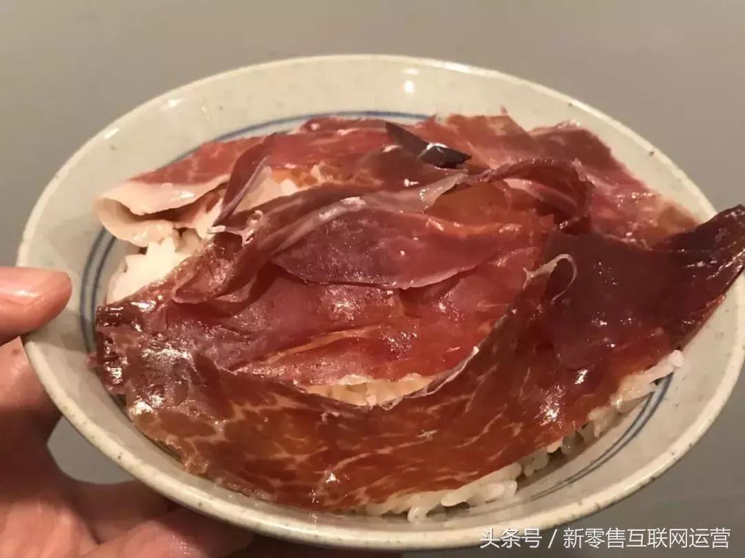 杭州悄悄地开了家“好好食”的酒吧，一盘麻婆豆腐意面吃哭你
