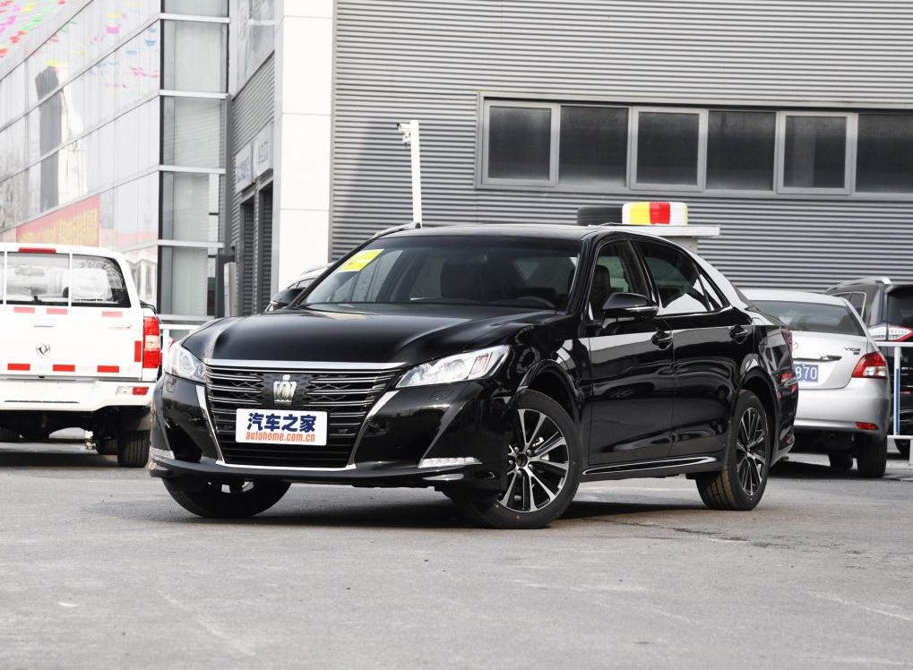 2018款丰田皇冠的隔音,12代皇冠隔音还是13代皇冠隔音好