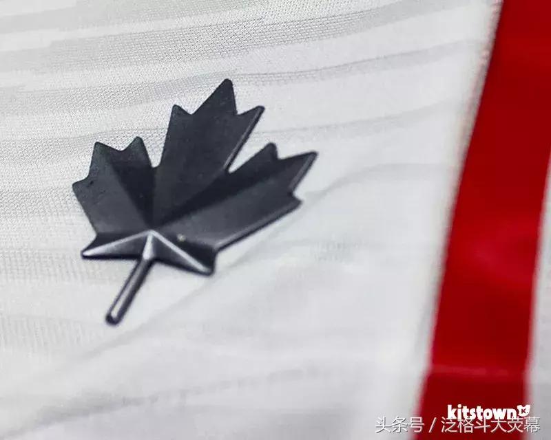 同样是赞助商打包各队球衣，中超和这联赛的差距怎么这么大？