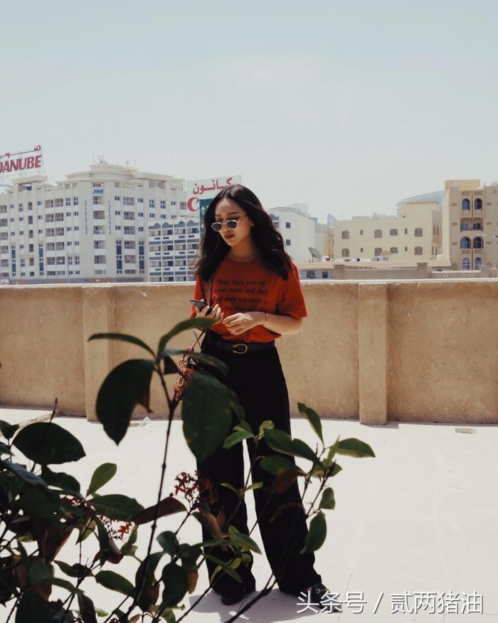 别再一成不变的穿你的Tee了，来些不一样的吧~