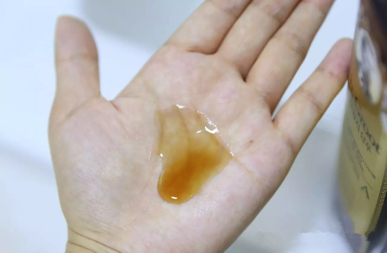 从怀孕就开始脱发产后还是脱发,从怀孕到现在第一次剪发