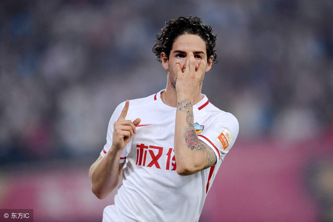 帕托和保罗索萨沟通,帕托和迪马济奥