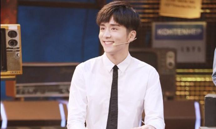 白衣少年刘昊然学长,中戏学长刘昊然完整版