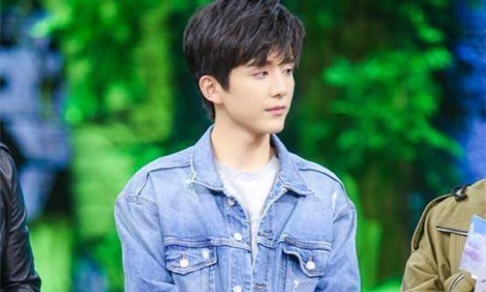 白衣少年刘昊然学长,中戏学长刘昊然完整版