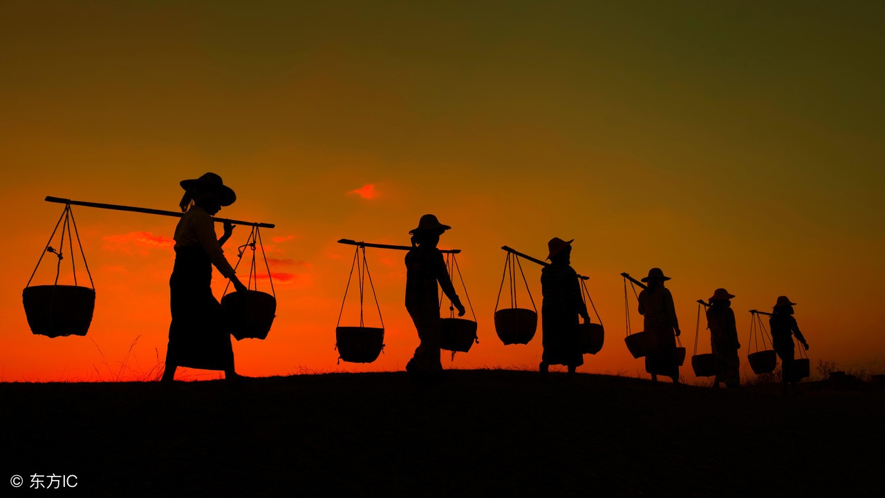 月入十万自媒体，首次公开分享自己的秘密