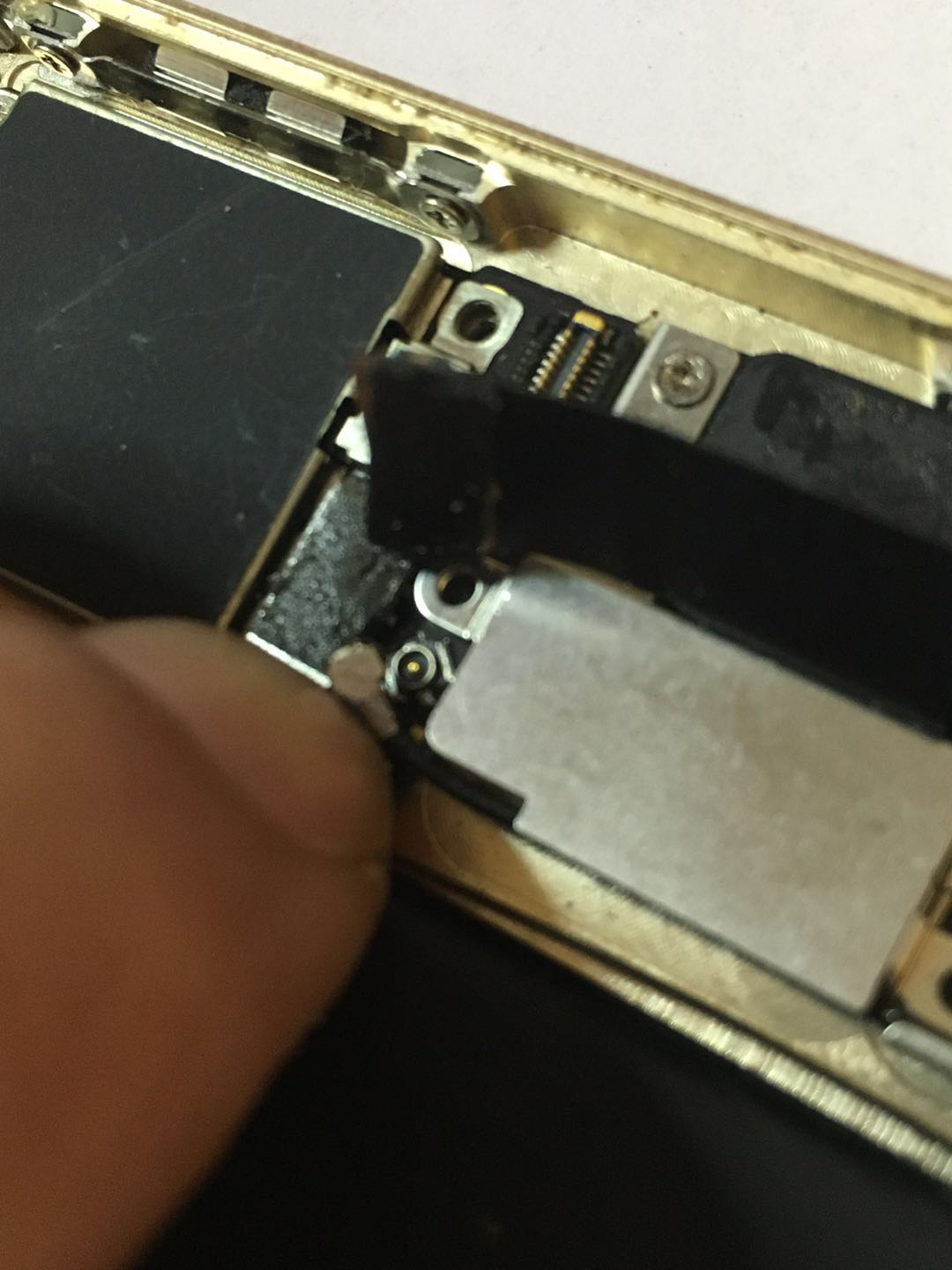 苹果更换扬声器多少钱,苹果12听筒扬声器更换