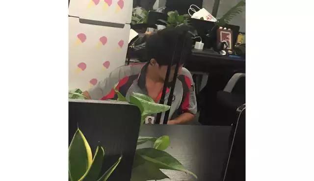 真人示范｜不是校服丑，是你不会穿