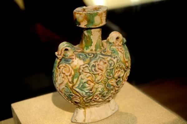 陶瓷釉彩有什么技巧与方法,釉彩鉴定方法大全