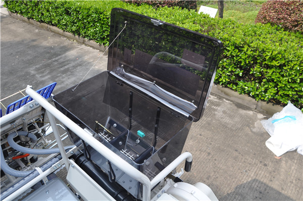 井关插秧施肥一体机,井关大型打药施肥一体机