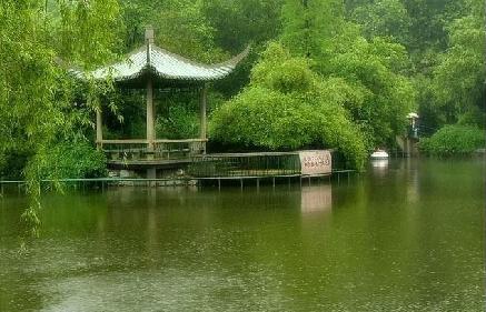 上海有哪些名人故居和景点,上海最有名的十大公园