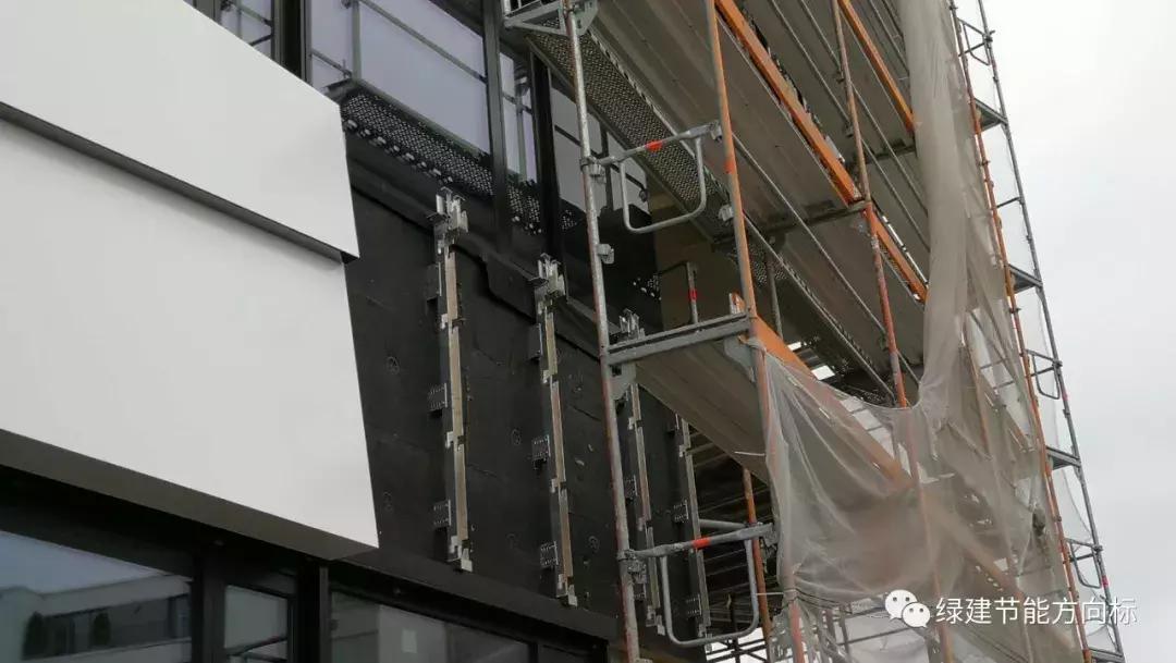 国内的岩棉板外保温系统如此脆弱，国外就能把它质量做好吗？