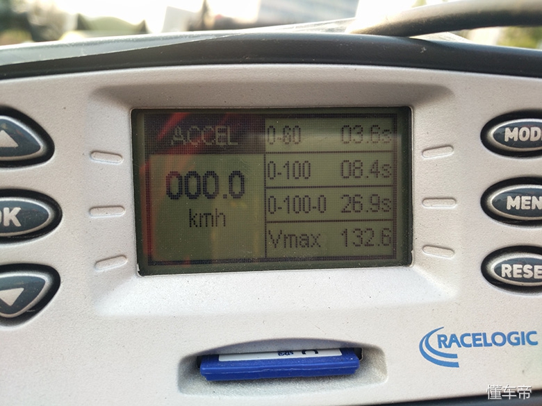 新感觉双缸250百公里加速,加速2秒左右的摩托车