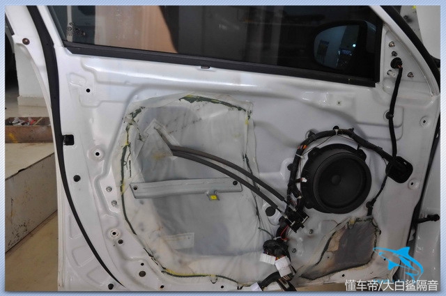 贵阳元音改汽车隔音改装起亚K5改装大白鲨金鲨隔音专家