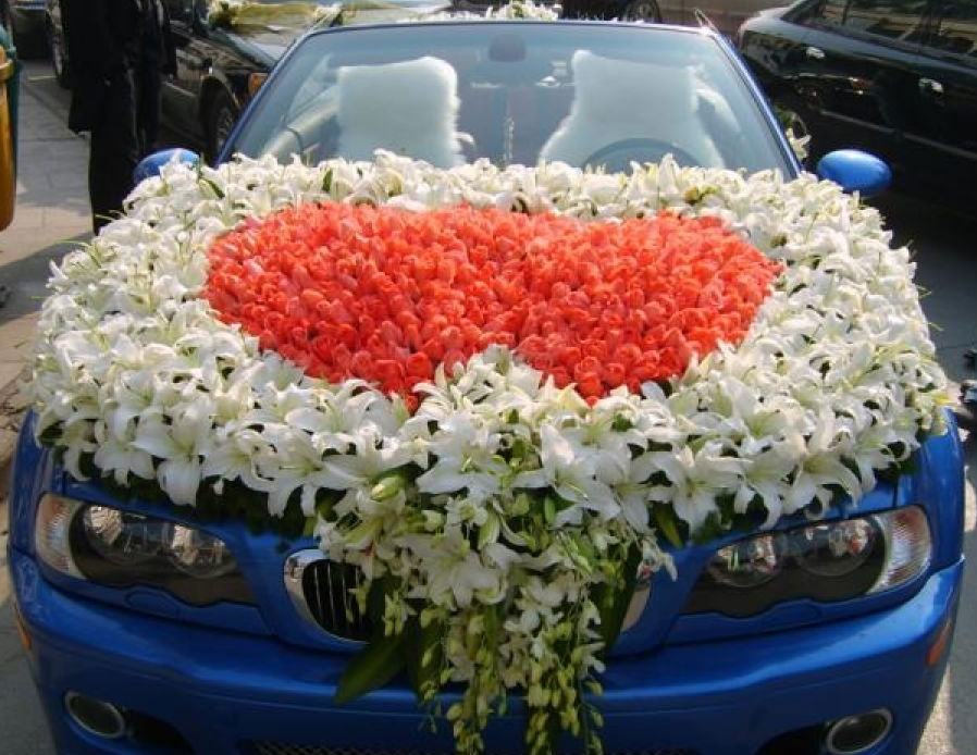 婚车手拿捧花,花艺婚车手捧花
