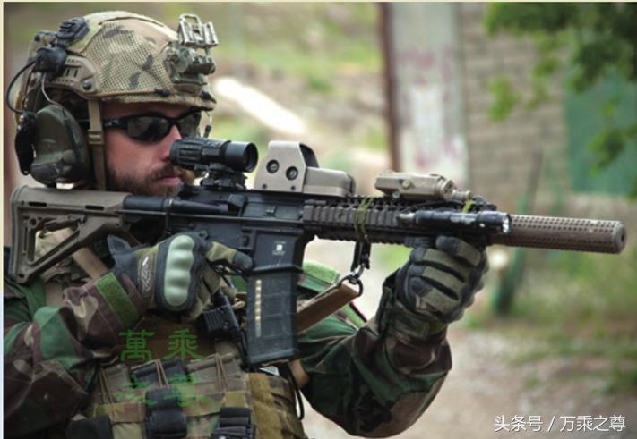 美国海军陆战队强力侦察连,美国陆战队特种兵装备