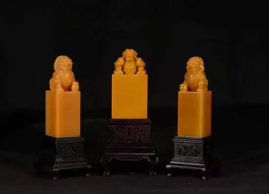 最好的帝王黄的黄龙玉,中国最漂亮的石黄龙玉