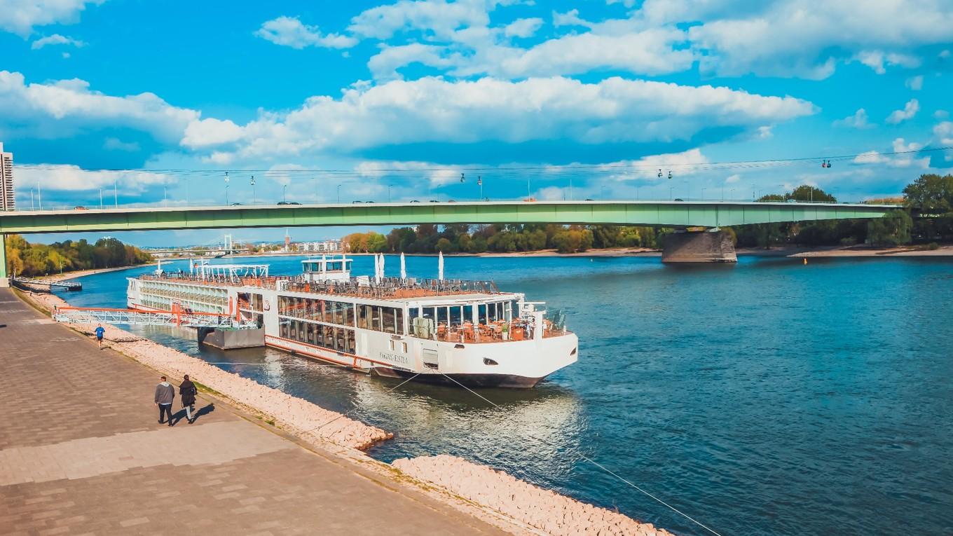 游轮买票在哪里买,游轮7天6夜豪华游怎么买