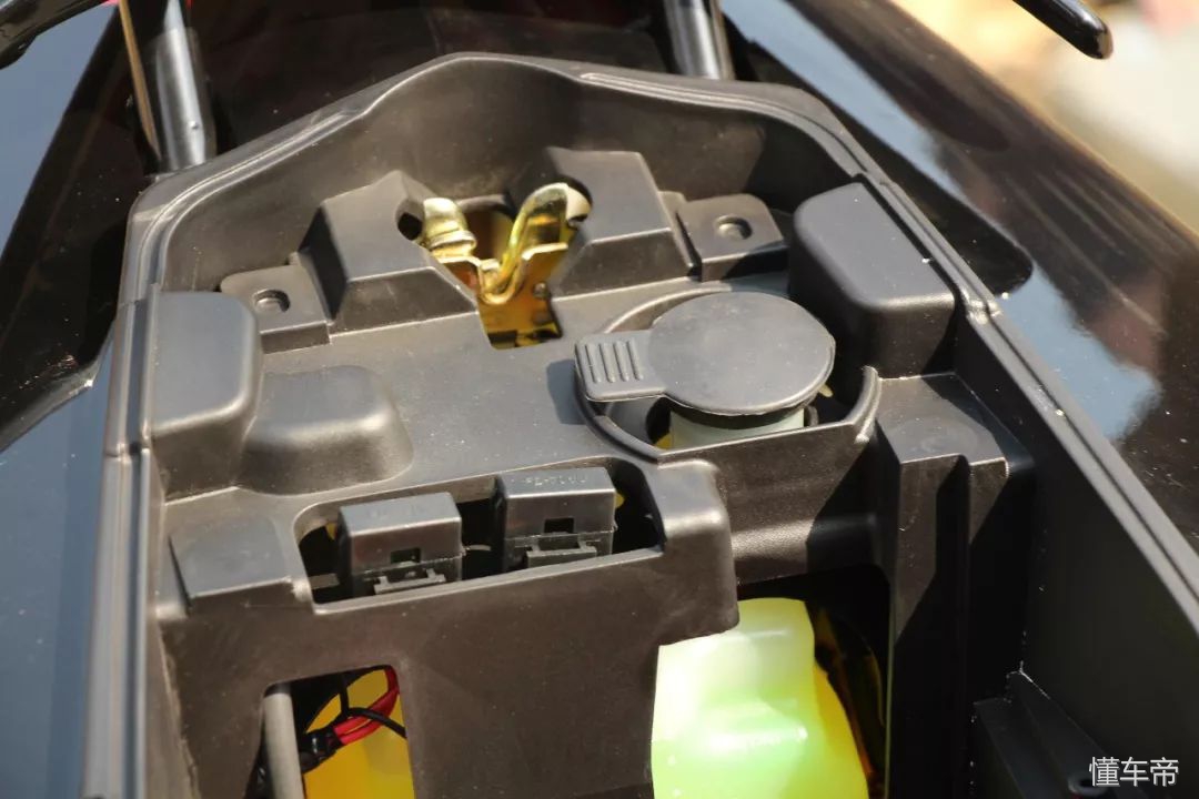 标致125水冷踏板,标致水冷150踏板车测评