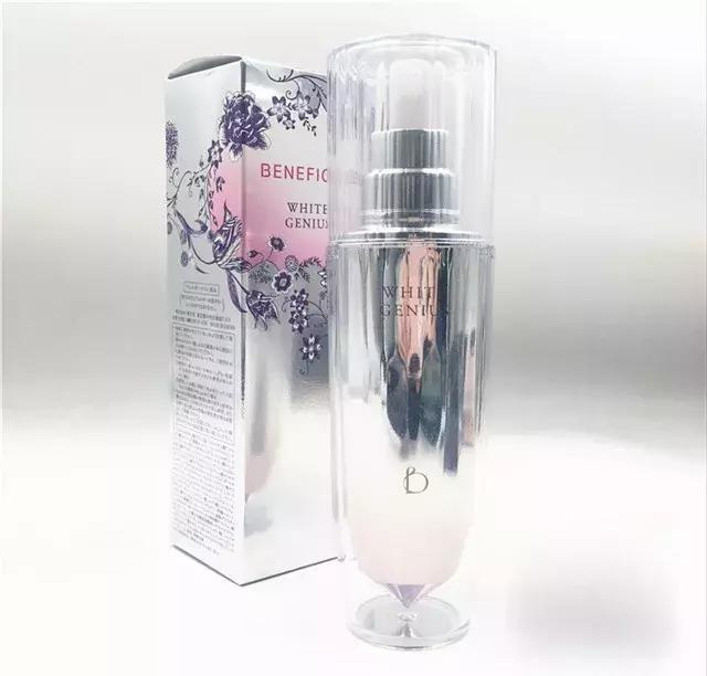 防晒修复美白用什么精华最好呢,夏天应该用美白的水乳吗