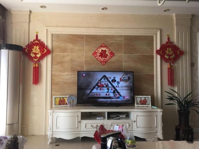 晒晒我的欧式新房，大气上档次，却被嫂子送的十字绣毁了！