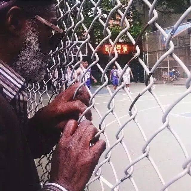 “如果我儿子以后不打球，我就把他送人”